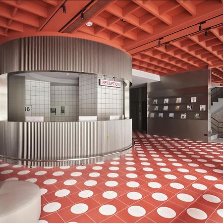 Reddot Hotel Taichung Buitenkant foto