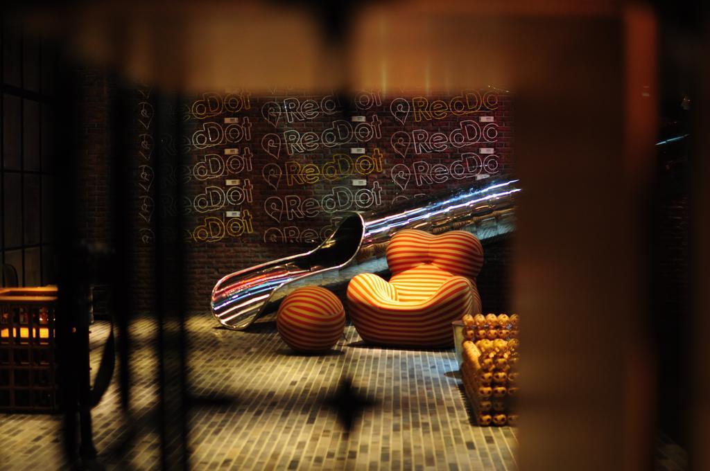 Reddot Hotel Taichung Buitenkant foto