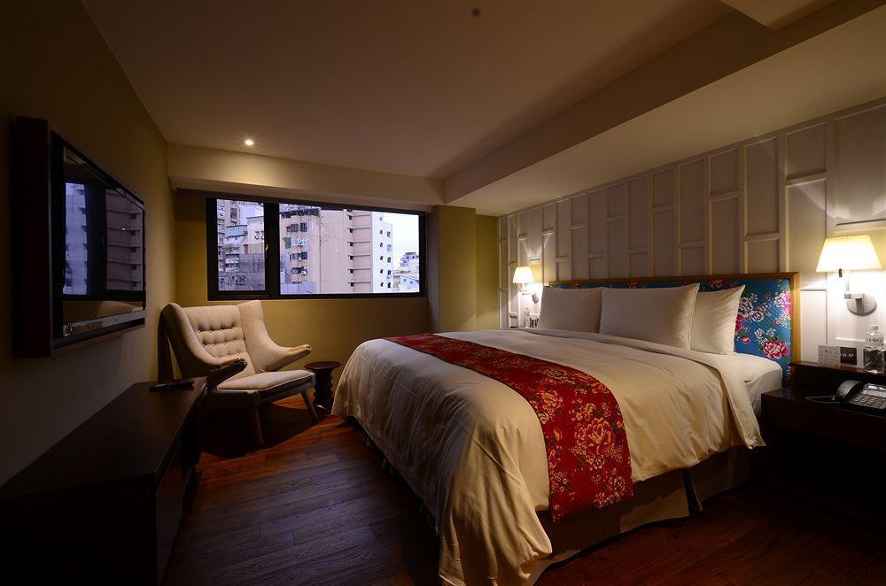 Reddot Hotel Taichung Buitenkant foto